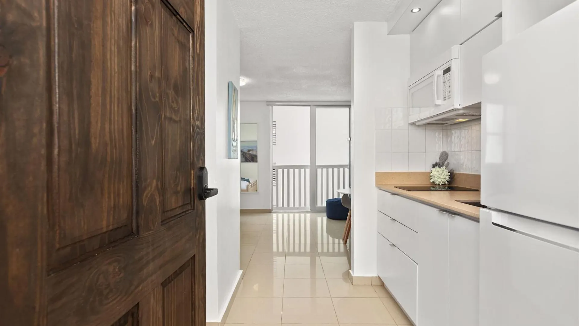 Otium Amazing Beachfront Getaway With Balcony San Juan Apartmán